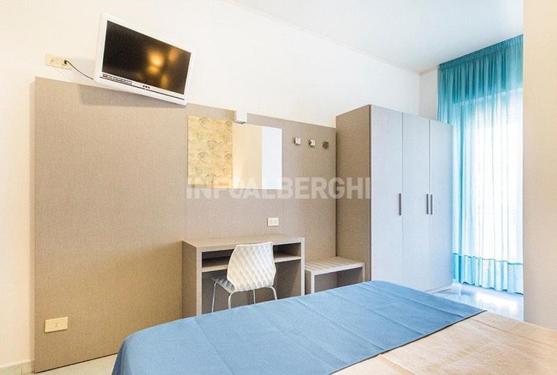 Hotel Christian Ріміні Екстер'єр фото