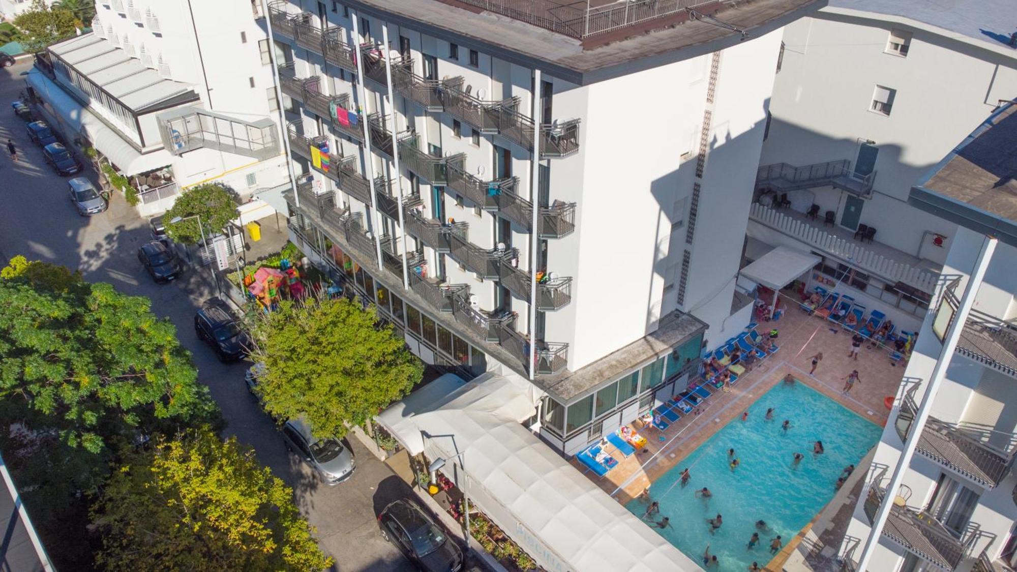 Hotel Christian Ріміні Екстер'єр фото